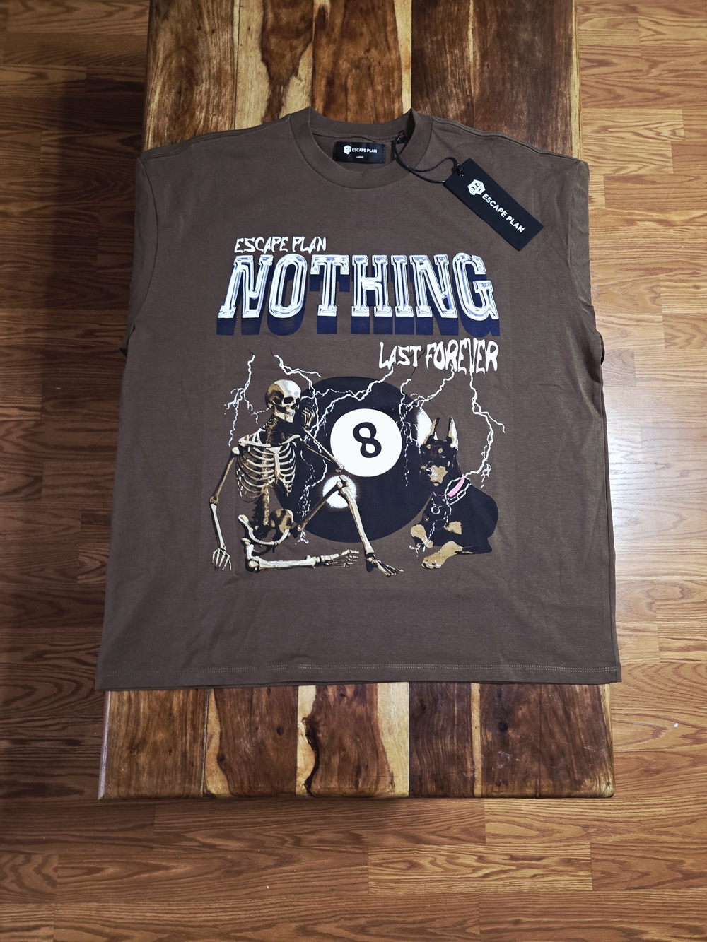 Escape Plan "Nothing Last Forever" Premium T-Shirt In Brown. Size Large